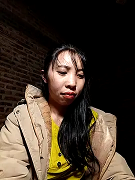 emaame68 live sex cam