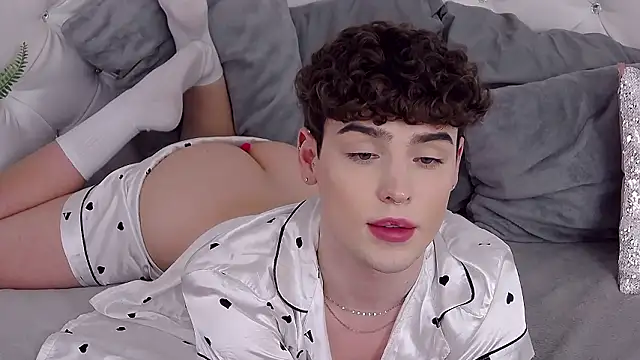 RobbyCharming's cam snapshot