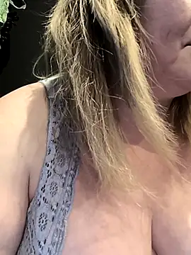 jusichka live sex cam