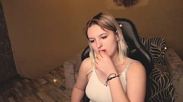 grase_neon's cam snapshot