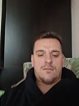 Huge_cock22cm's cam snapshot