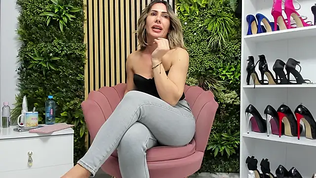 sweetcherry30 live sex cam