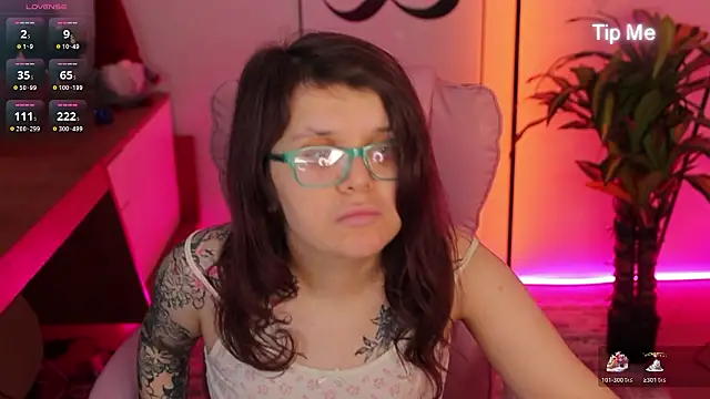 Ariell_Mini's cam snapshot