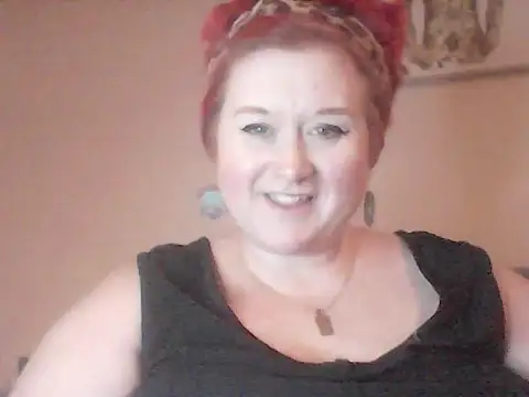 BustyRedxx live sex cam