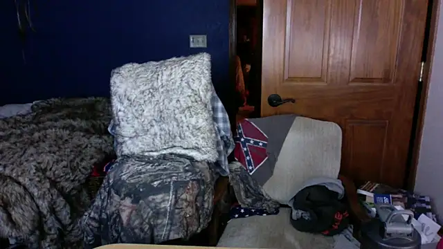 SpunRedneck live sex cam