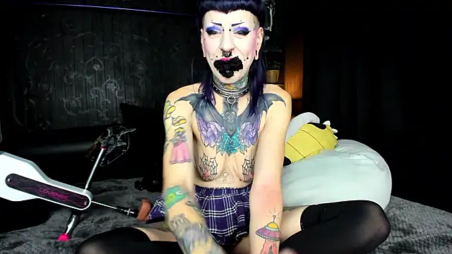 Purple_Coffin666's cam snapshot