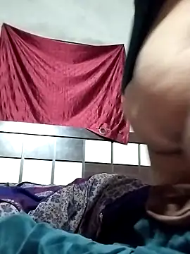 Darling8008 live sex cam