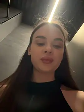 KristiRich live sex cam