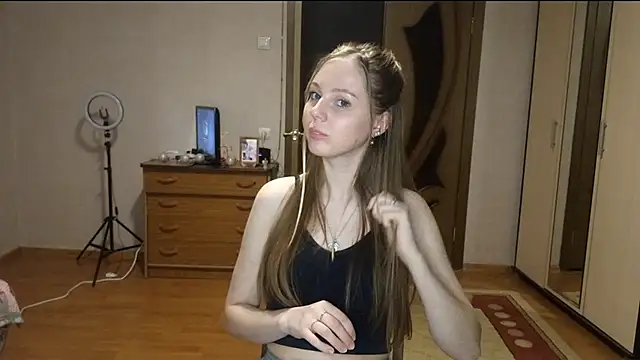 LonaLaban's cam snapshot