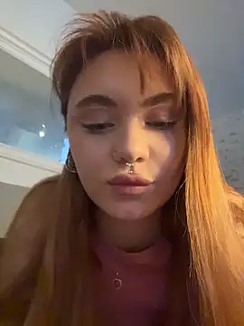 LunaMillie live sex cam