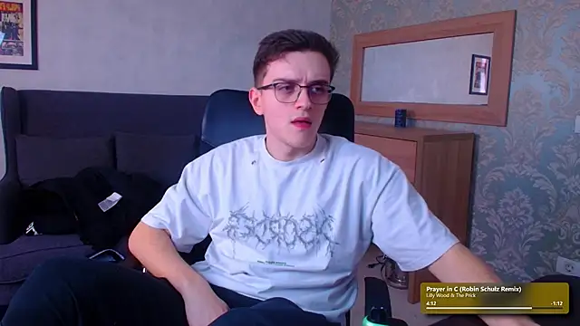 FelixStarkk live sex cam