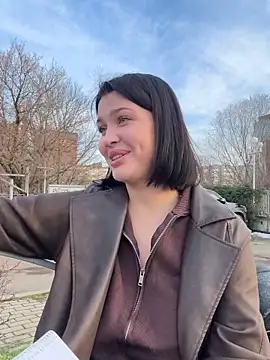 KikiWatson live sex cam