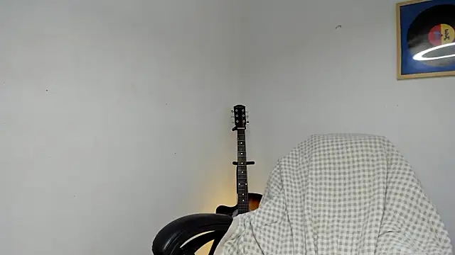 layneinchains's cam snapshot