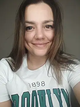 KrissSexi's cam snapshot