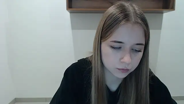 SweetBellaa_'s cam snapshot