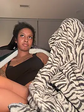 Your_Paris live sex cam