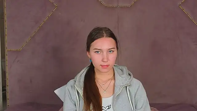 OliviaLay's cam snapshot