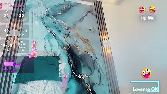 khiara_moretti live sex cam