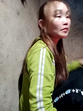 yula-bi live sex cam