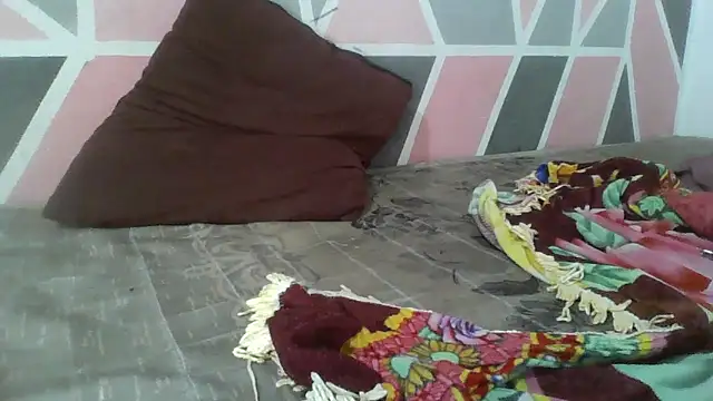 thasmyni live sex cam