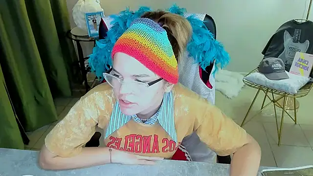 SaraGolben's cam snapshot