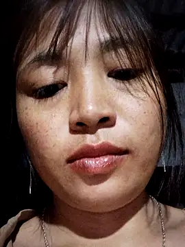 miumiu_sexy2x's cam snapshot