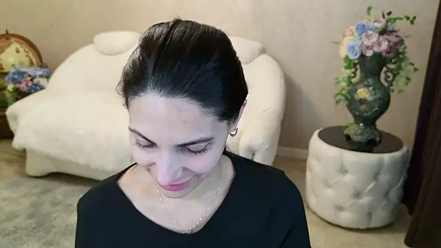 LovelyBeatrice's cam snapshot