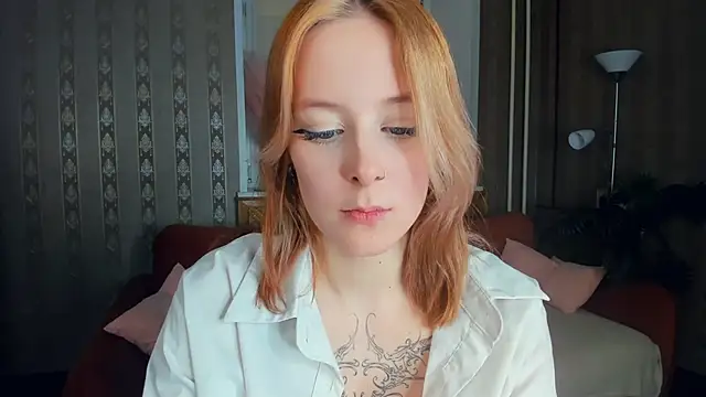 CloraSaeli's cam snapshot