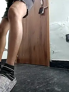 Ruhi_07's cam snapshot