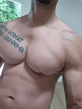 badbrown live sex cam