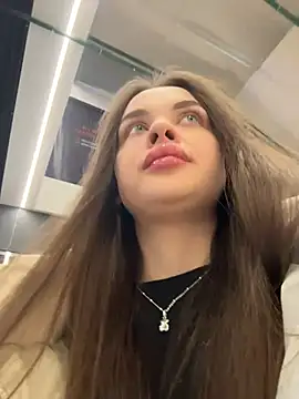 KristiRich live sex cam