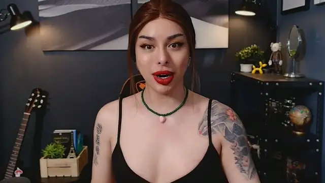 LetisiaRocks live sex cam