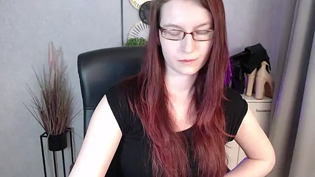 emmaxDelight's cam snapshot