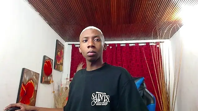 Miilo18 live sex cam