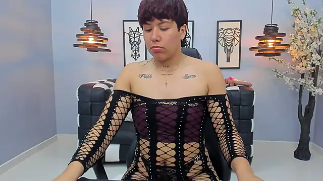 Sara_Velveet's cam snapshot