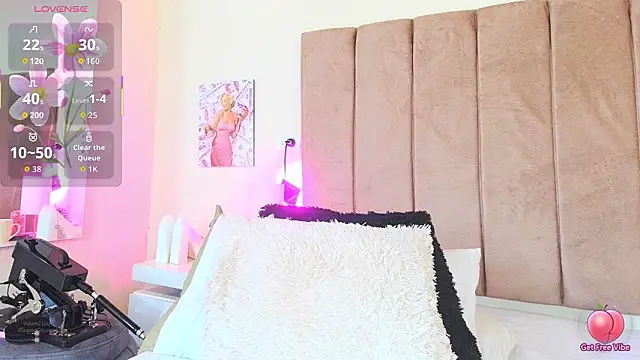 LANA_LARSEN's cam snapshot