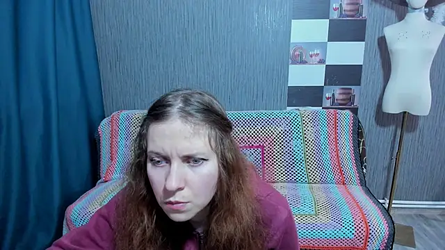 pa1e_pr1ncess's cam snapshot