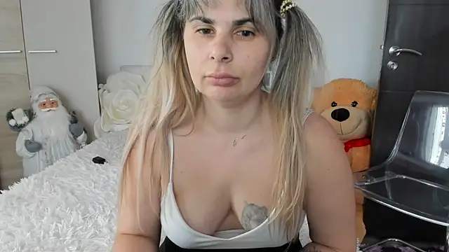 sweetemy4u's cam snapshot