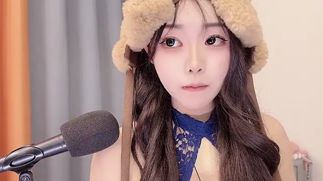 smalldaisy live sex cam