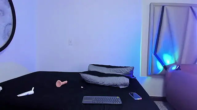 AyshelDoll1's cam snapshot