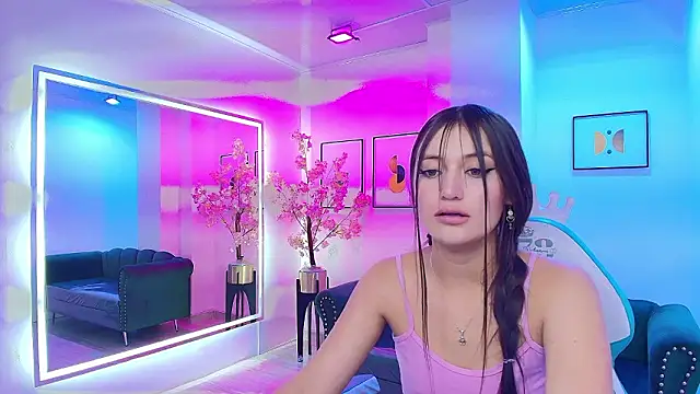 Zoe_swan's cam snapshot