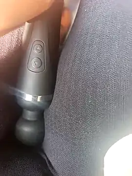 _andrea30 live sex cam