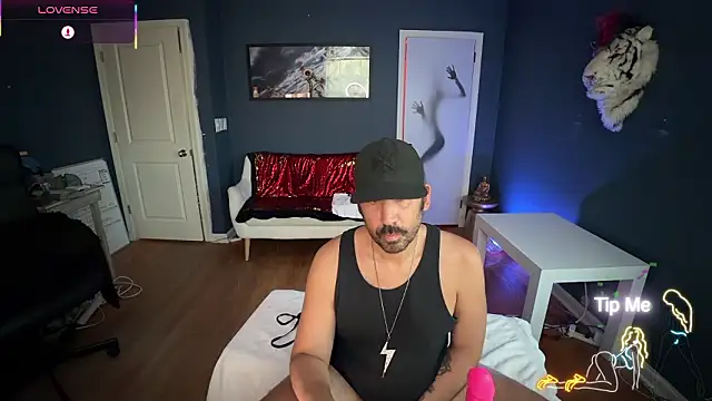 mistermikey24 live sex cam