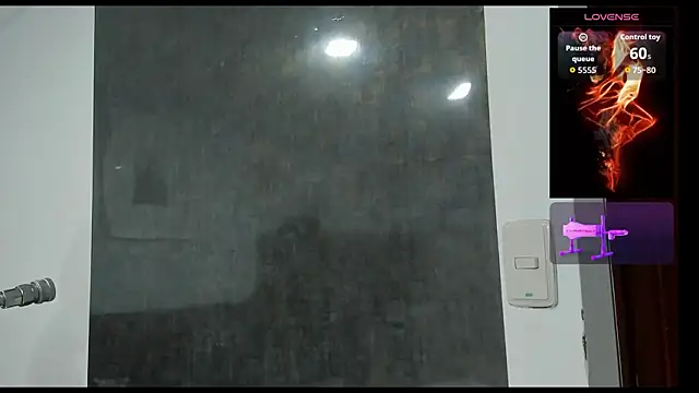 Issys_milf's cam snapshot