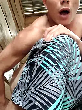 tayson_'s cam snapshot