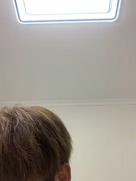 KK-cuteboy live sex cam