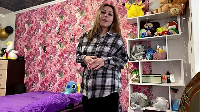 TraciBallena's cam snapshot