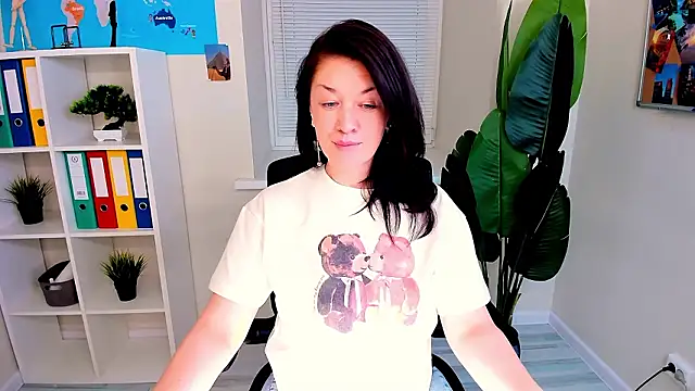 AnaMills's cam snapshot