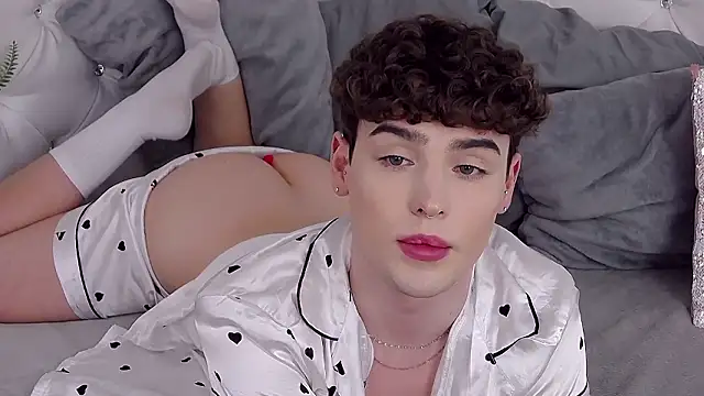 RobbyCharming's cam snapshot