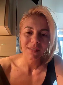 tanyagrey's cam snapshot